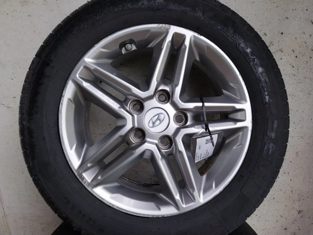 2020 Hyundai Kona 16" Alloy Wheels Set 205/60R16 - Image 4