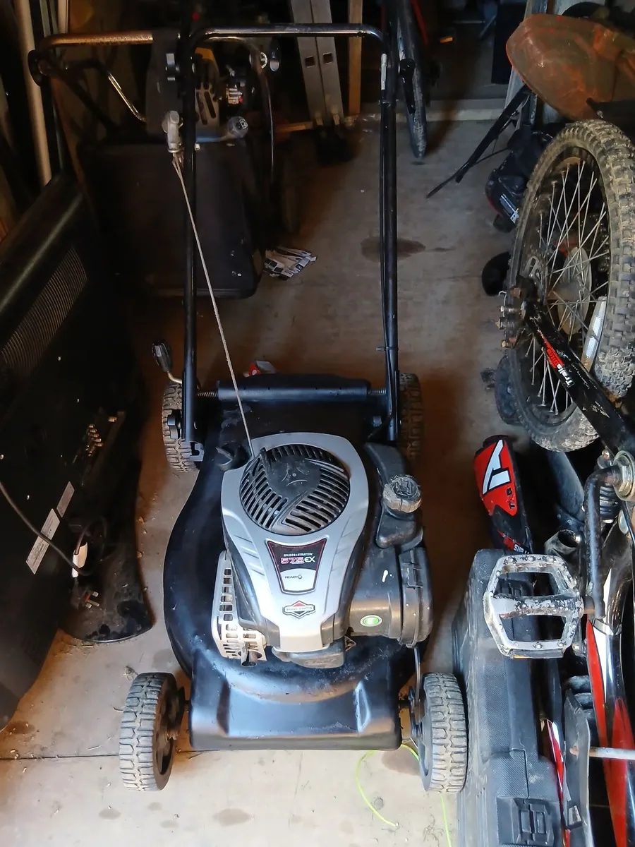 Lawnmower - Image 3