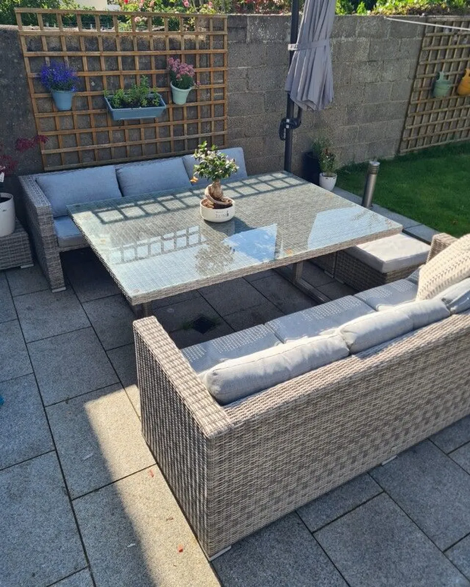 Garden Furniture - Image 1