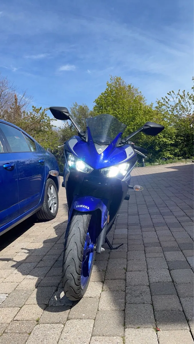 Yamaha YZF R-3 - Image 1