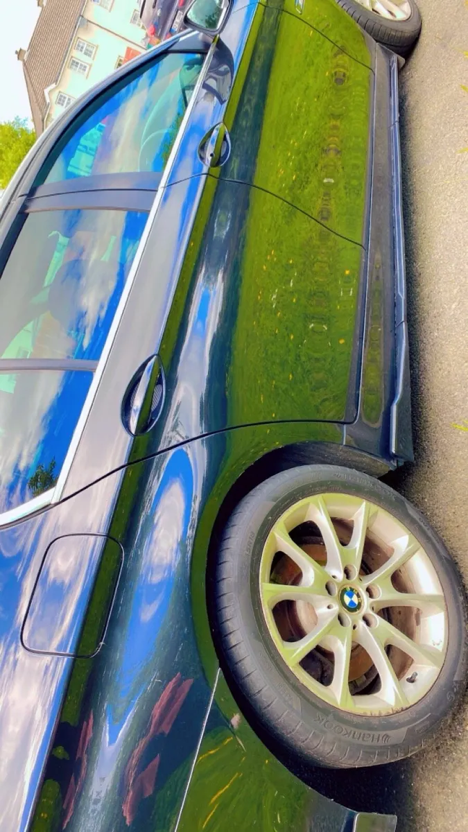 Bmw2012 520 D 5 series very good driver clean very - Image 4