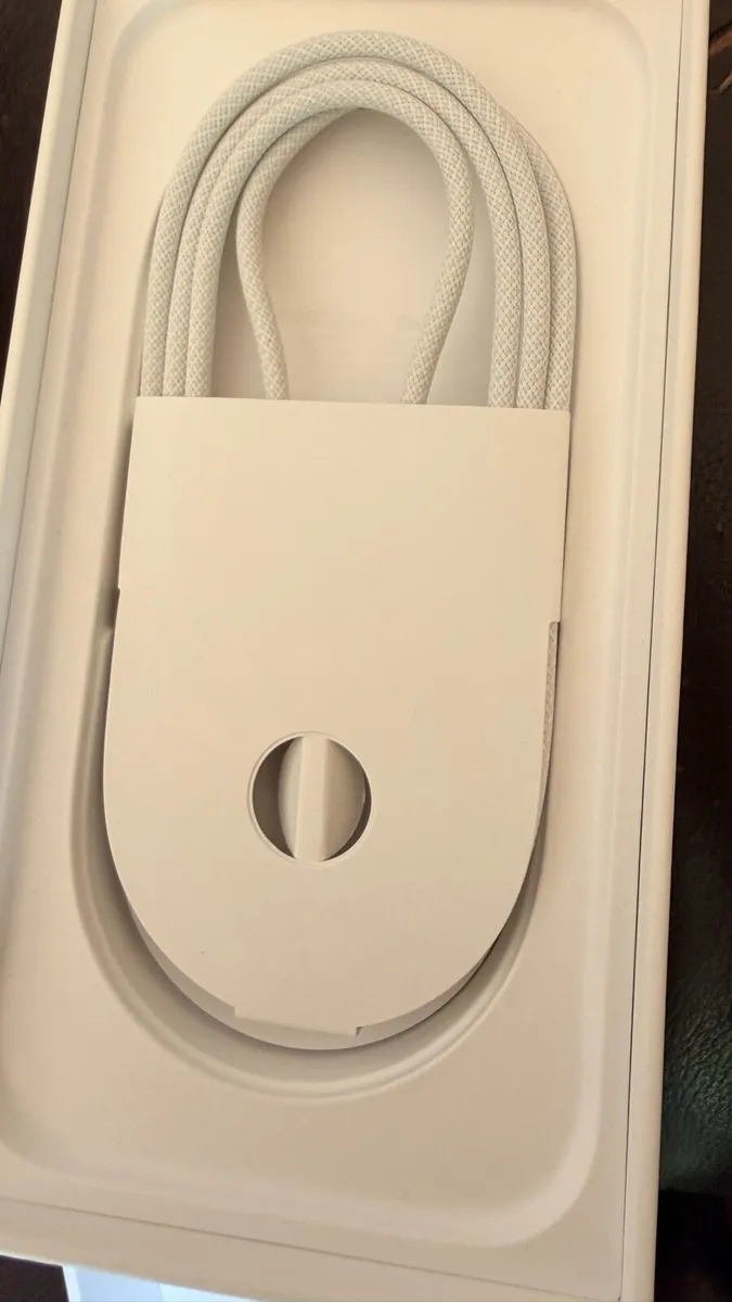 iPhone 15 128GB Black Unlocked - Image 2