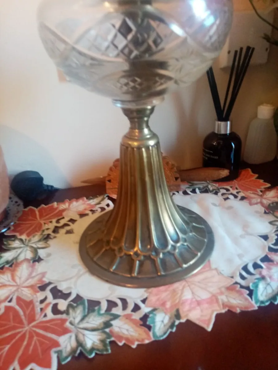 Victorian Oil Lamp - Image 4
