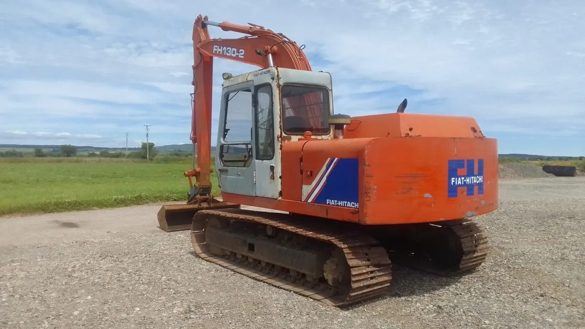 Fiat Hitachi 130 - Image 4
