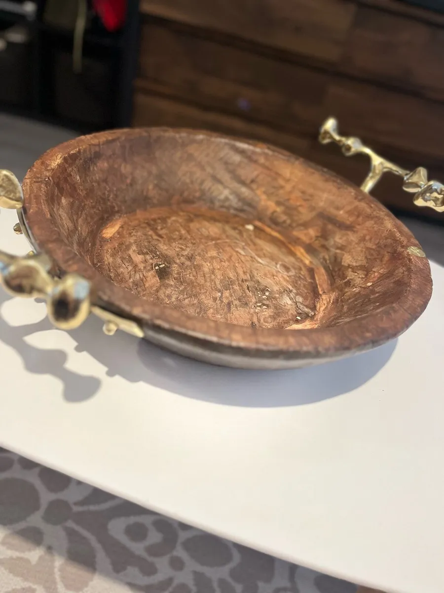 Large vintage hand carved wooden bowl - Image 1