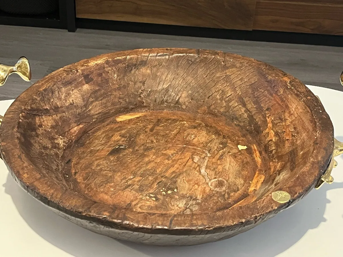 Large vintage hand carved wooden bowl - Image 2