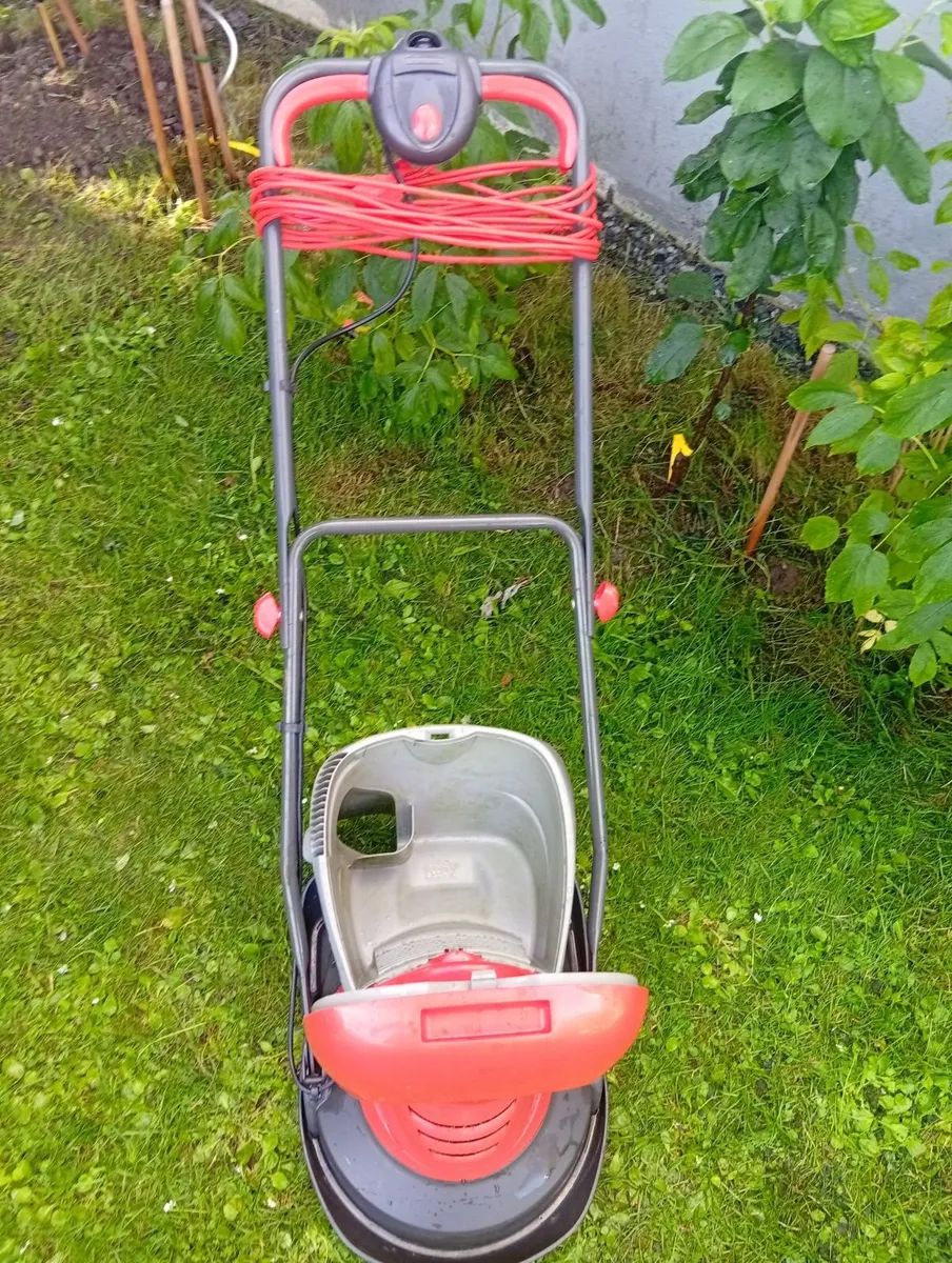 Flymo Electric Lawnmower Grass Cutter 6months old - Image 4