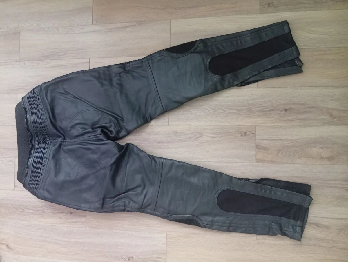 New Genuine Leather Moto trousers pants S-size - Image 3