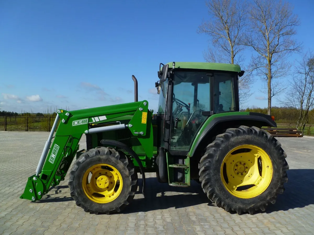 John Deere Loader - Image 1