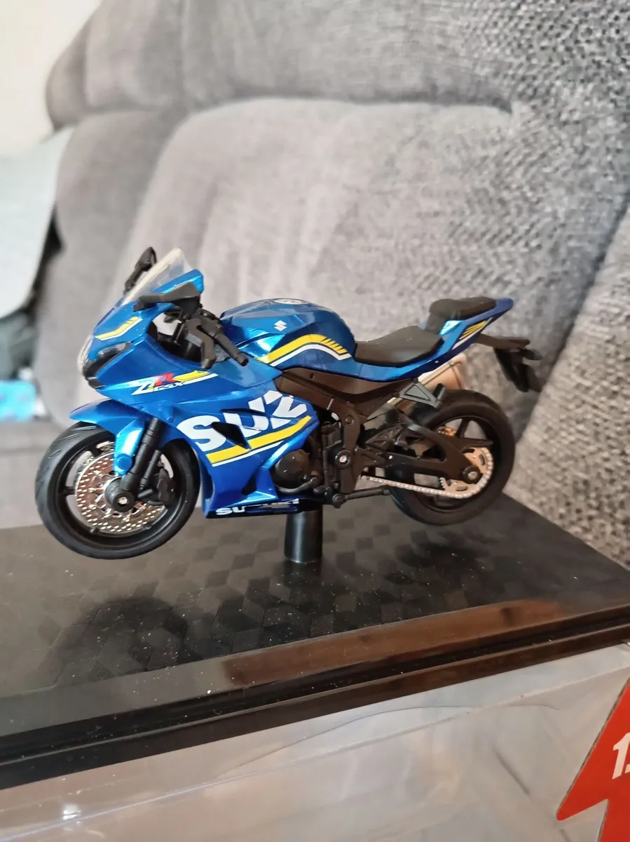 Suzuki gsxr1000 - Image 1