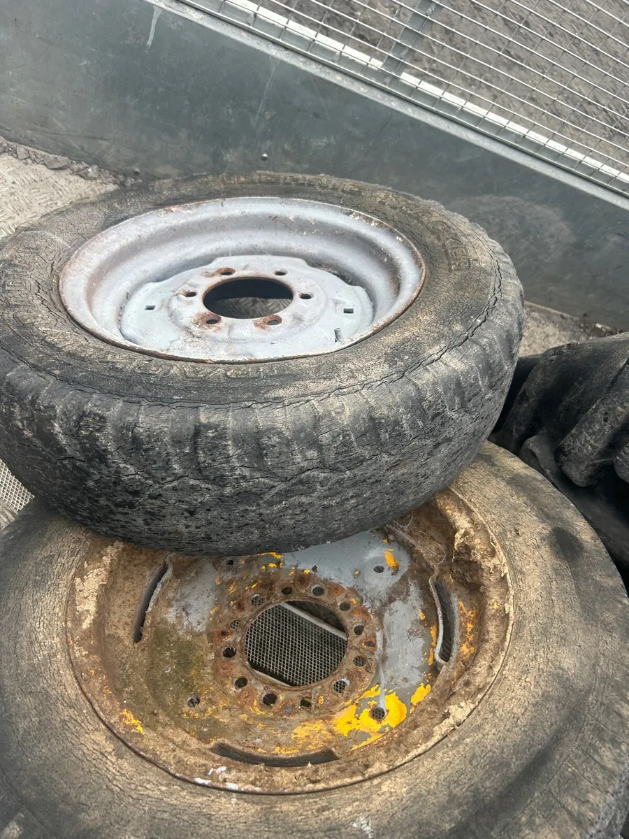 35 tyres and rims - Image 4