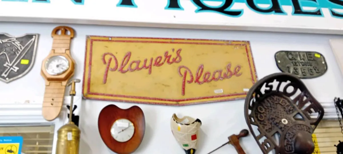 Original Composite Players Sign