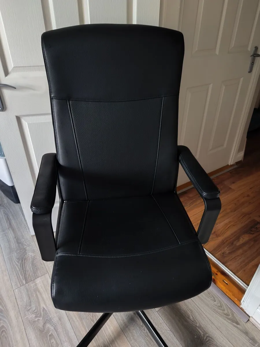 Office chair - Image 2