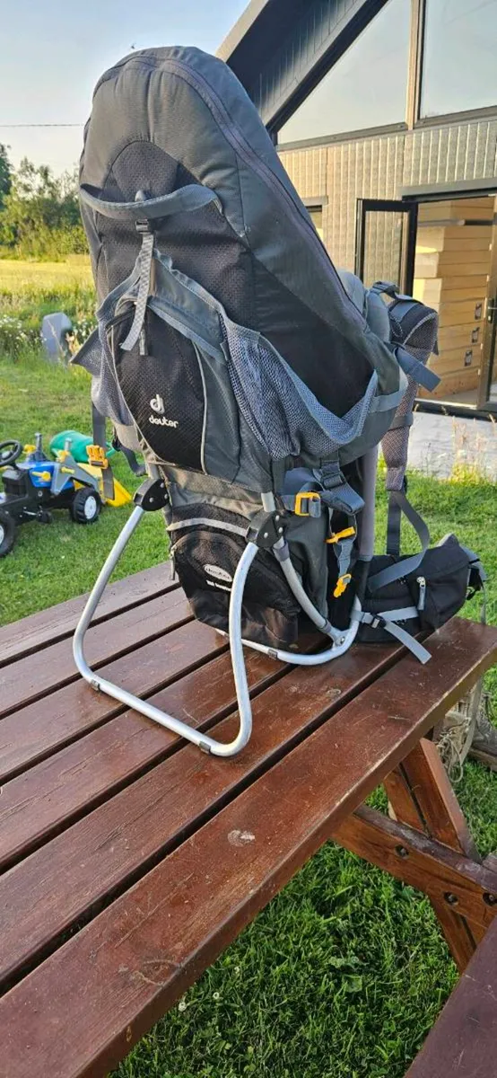 Backpack child carrier - Image 1