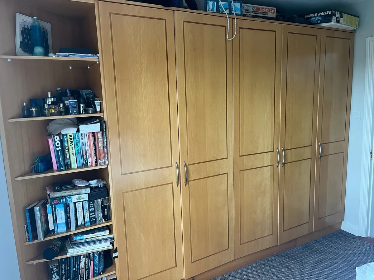 Built in Wardrobes - Image 2