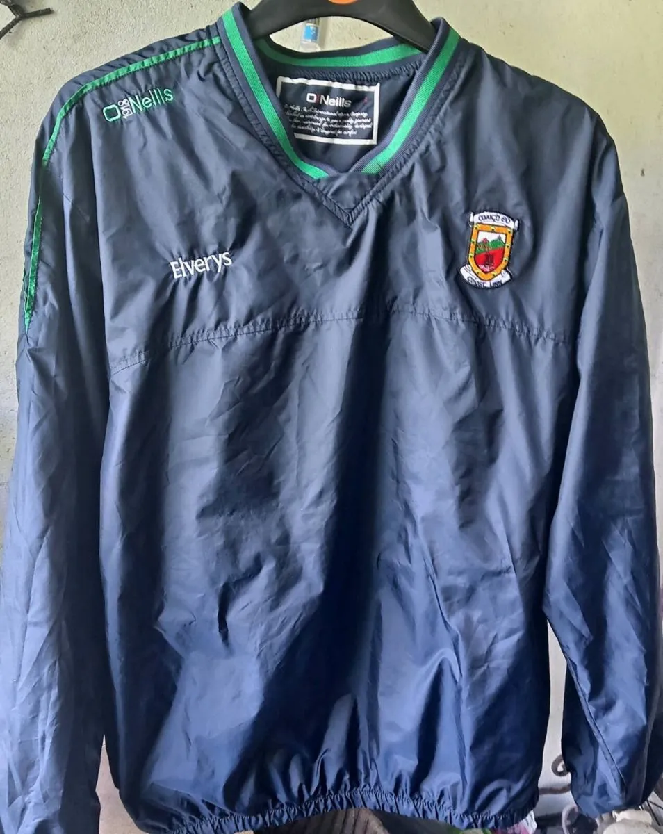 Mayo GAA Light Top - Image 1
