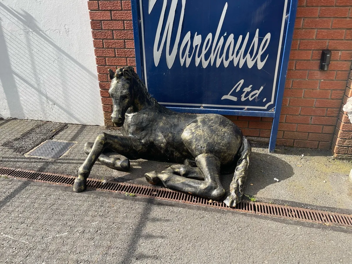 Cast iron life size horse - Image 3