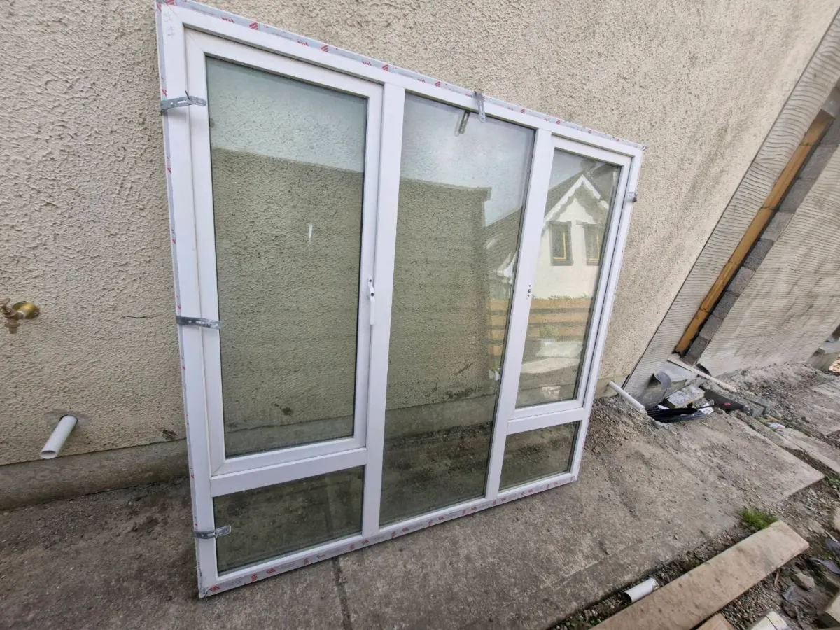 Windows and door - Image 3