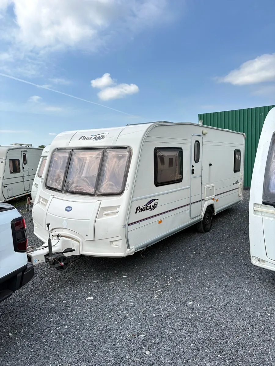 Bailey 4 berth fixed bed Starter Caravan - Image 1