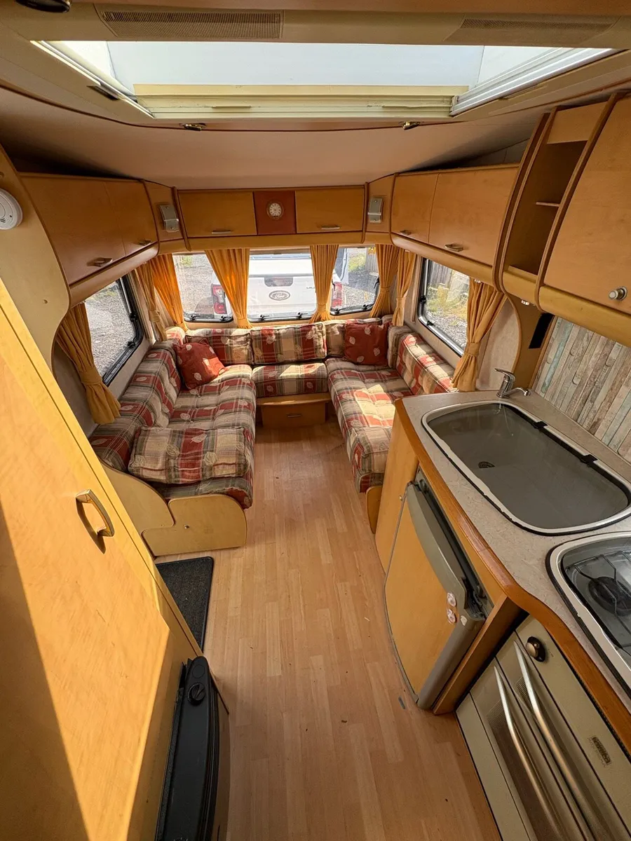 Bailey 4 berth fixed bed Starter Caravan - Image 4