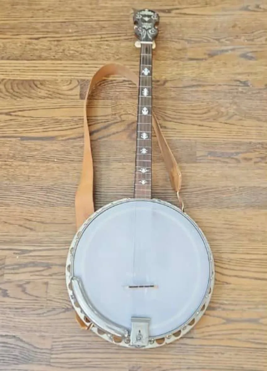 Paramount Style B Tenor Banjo (1920s) – Walnut - Image 1