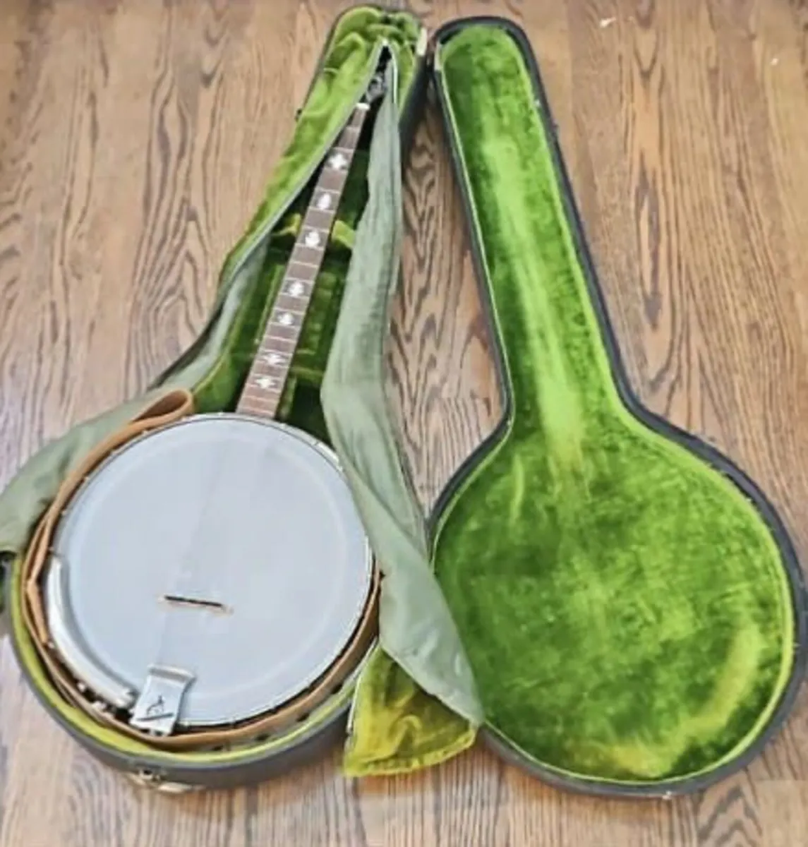Paramount Style B Tenor Banjo (1920s) – Walnut - Image 2
