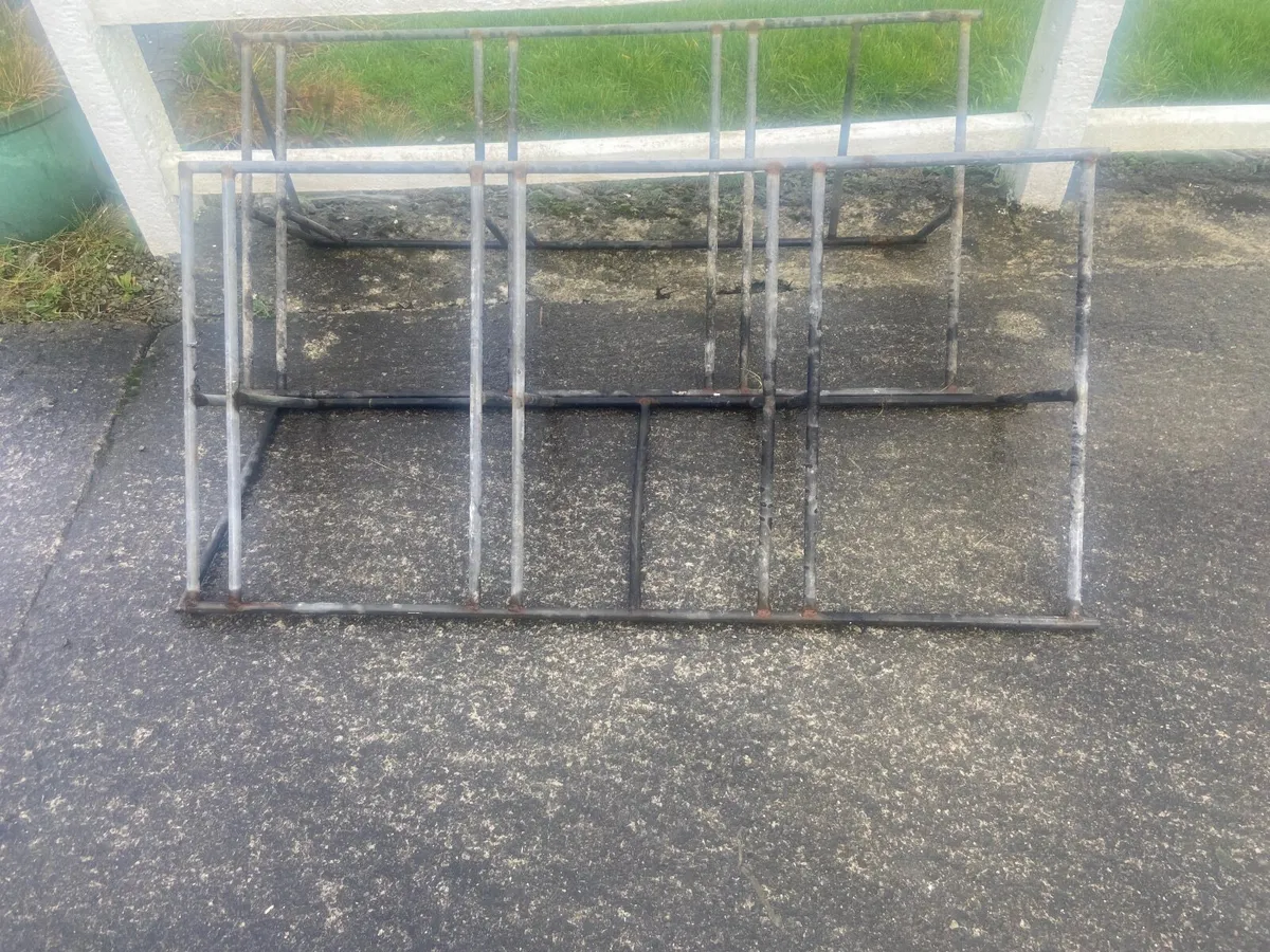 2 Bicycle Racks - Image 3