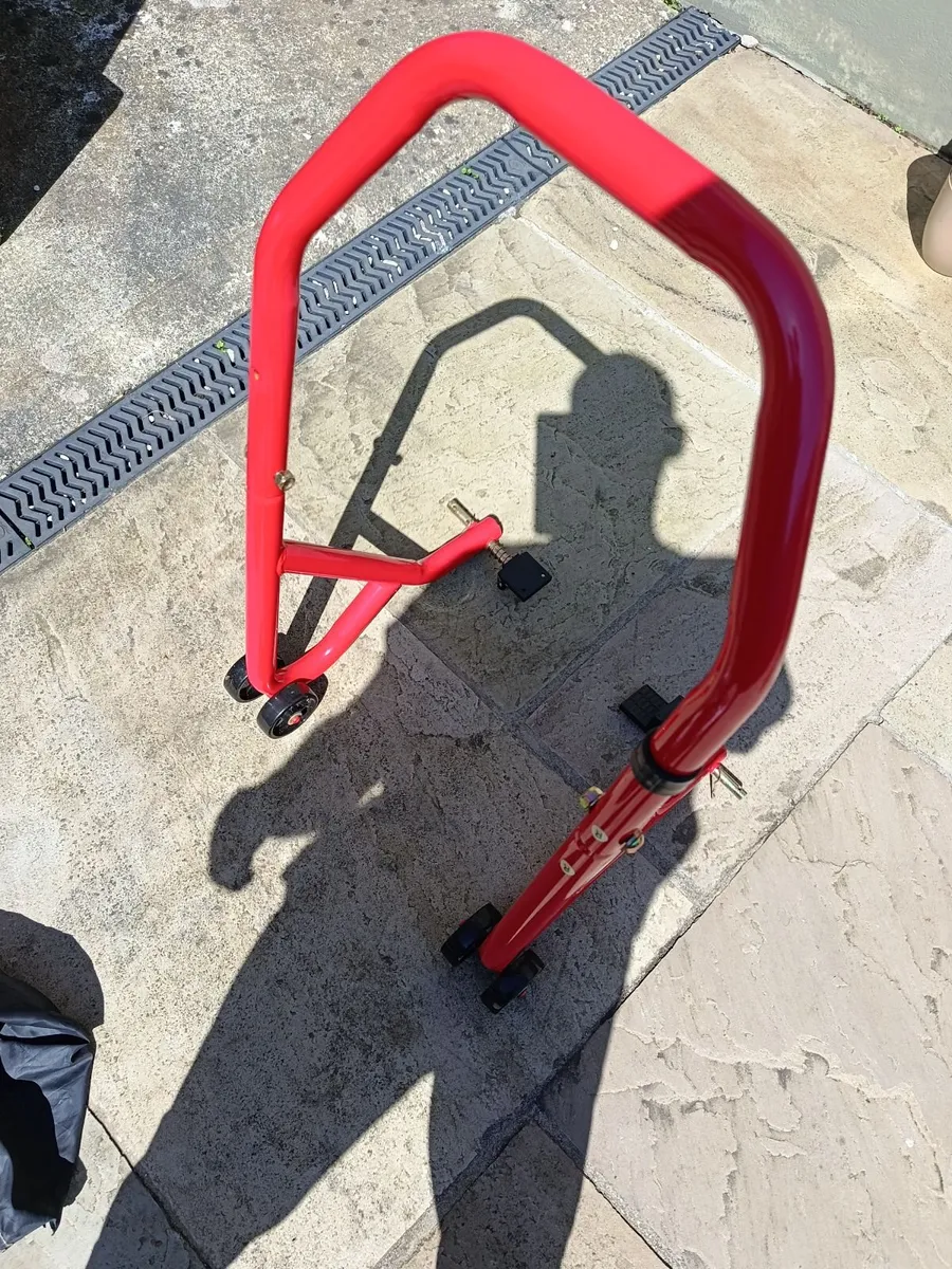 Motorcycle stand - Image 3
