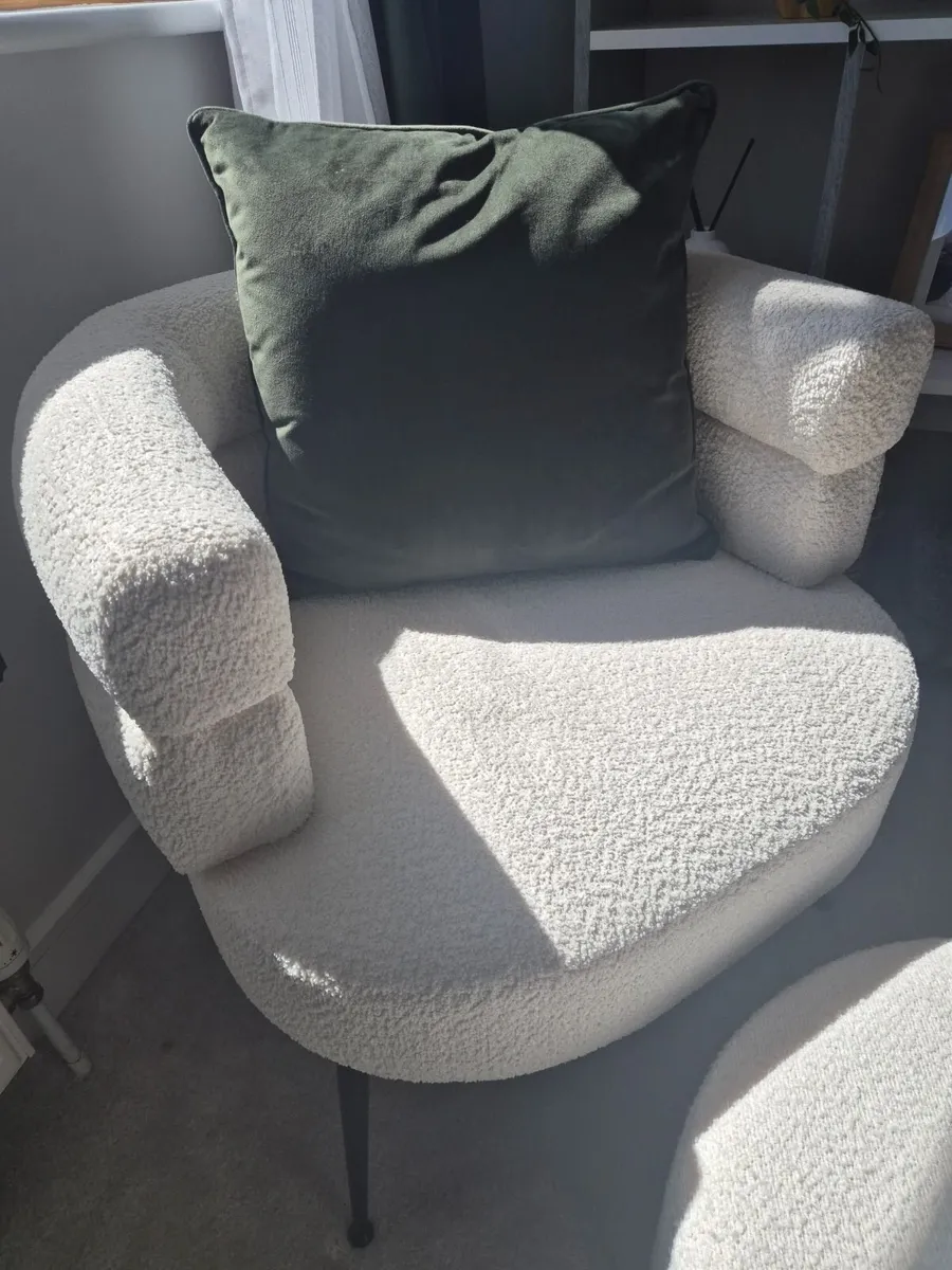 Cream Bouclé Accent Chair + Footstool – Excellent - Image 3