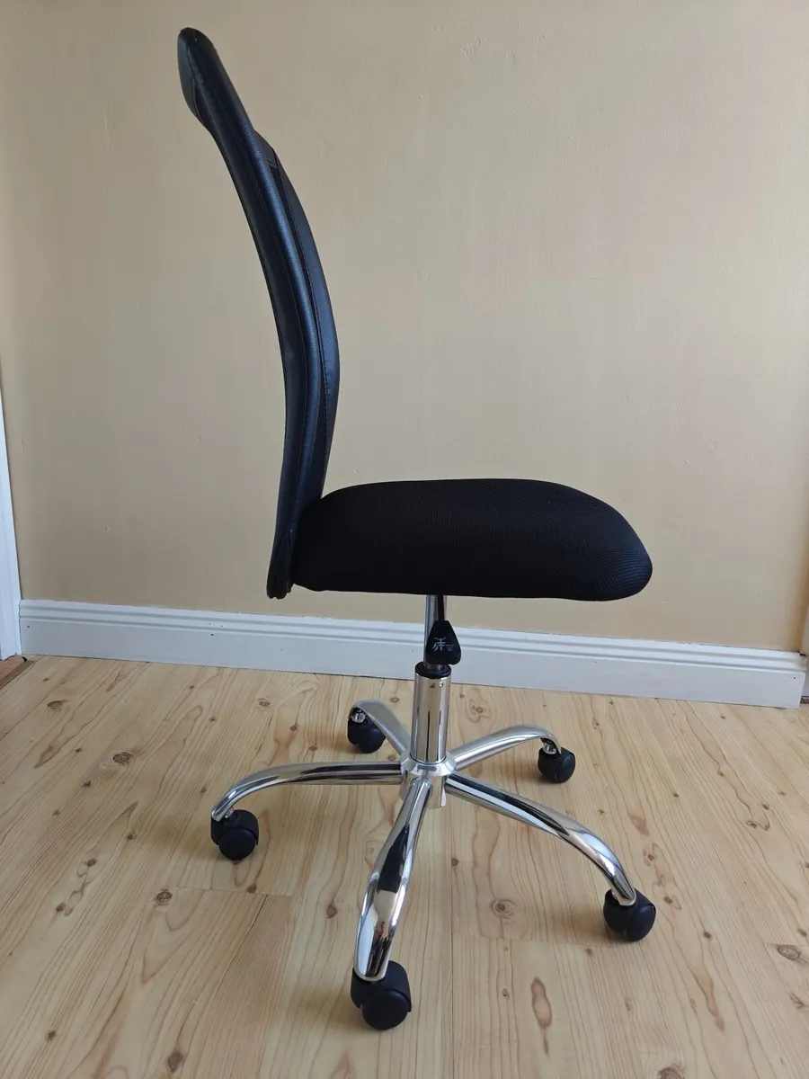 Desk Chair - Image 3