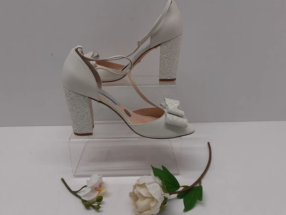 Online June Clearance Auction - Image 4