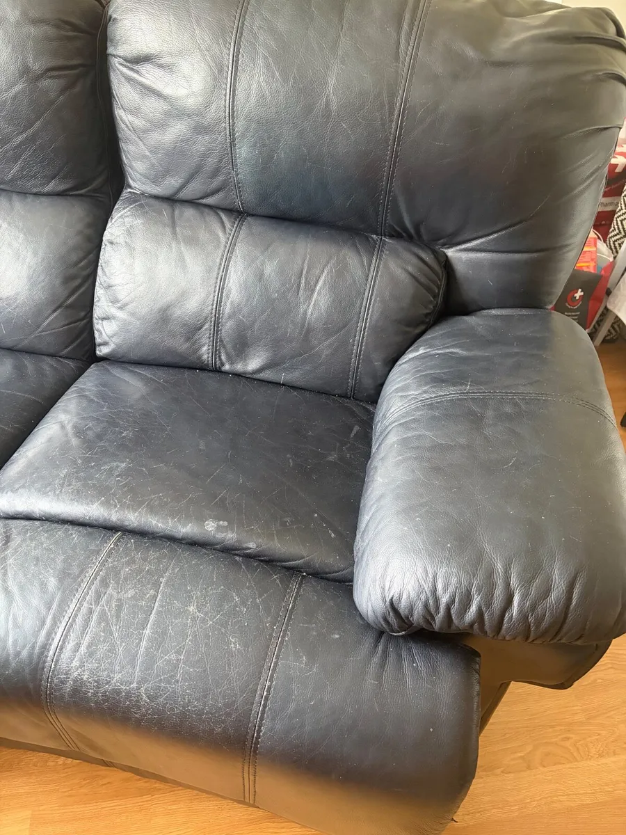 Black leather recliner Sofa 3 seater - Image 3