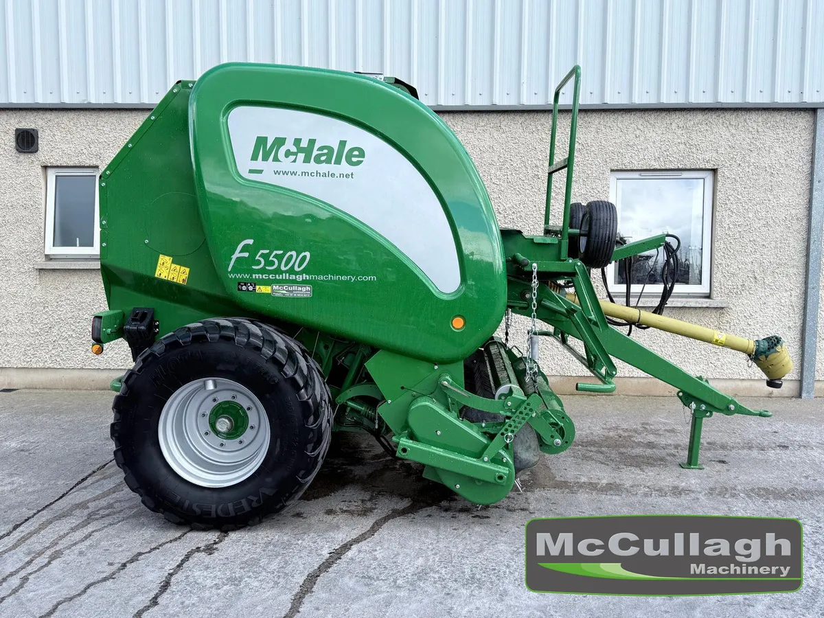 2015  McHale F5500 (25 Knife) Round Baler - Image 2