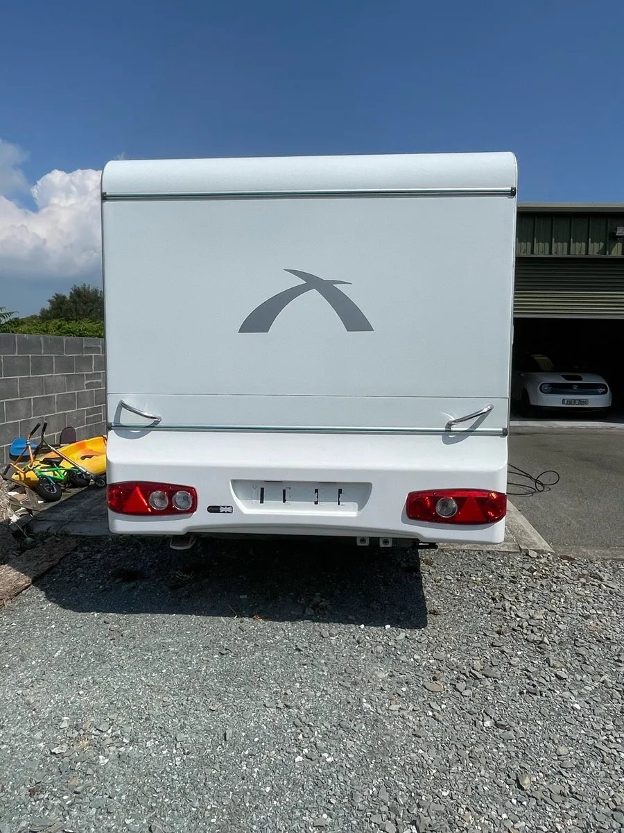 Elddis xplore 2 berth caravan - Image 3