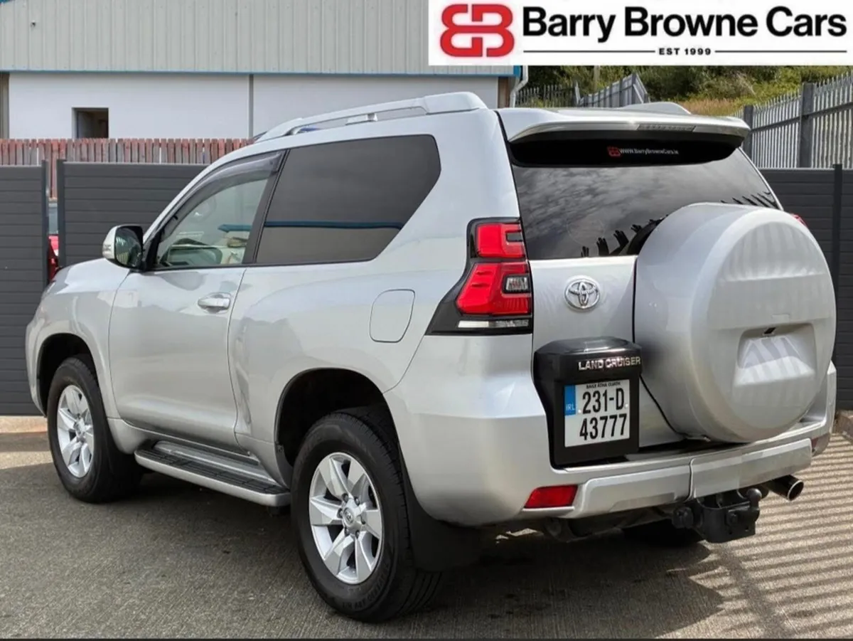 Toyota Land Cruiser LAND CRUISER SWB AUTO 2DR - Image 4
