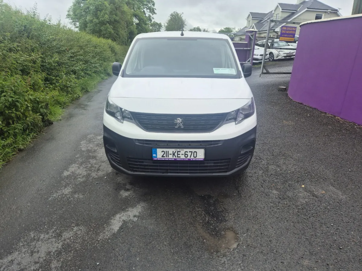 Peugeot Partner 1.5 BLUE HDI 75 PANELL PANELLED 6. - Image 2