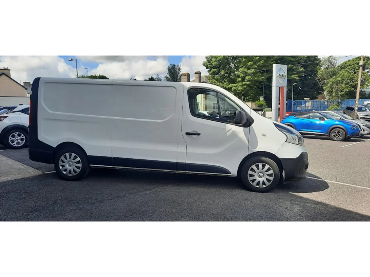 Renault Trafic LL30 ENERGY DCI 120 BUSINESS P - Image 4