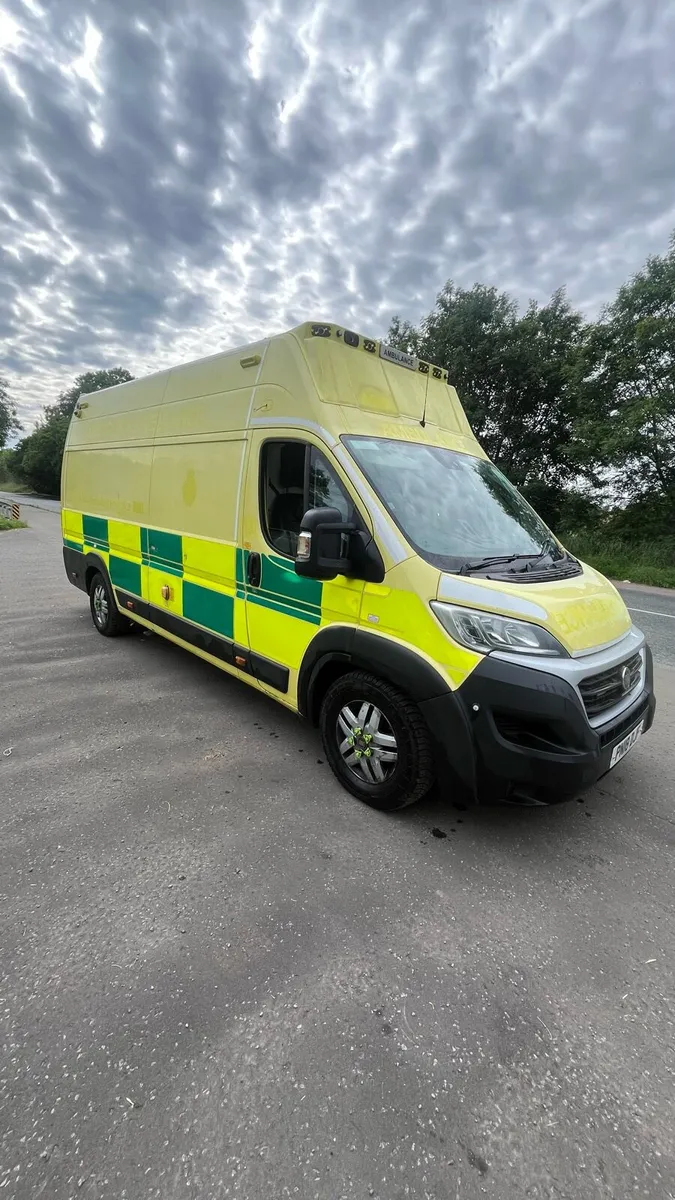 2018 Fiat ducato ambulance - Image 4