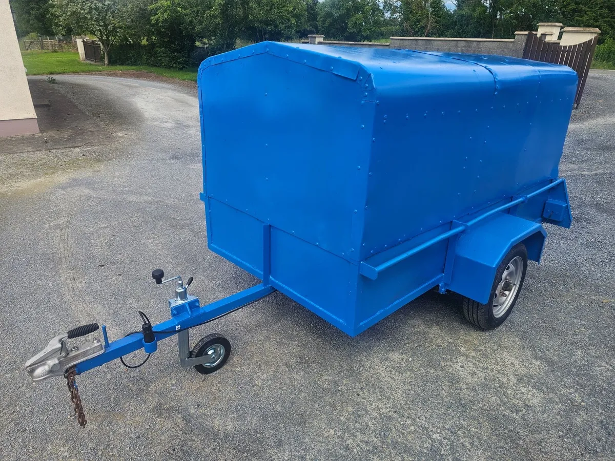 Enclosed trailer €1100 - Image 1