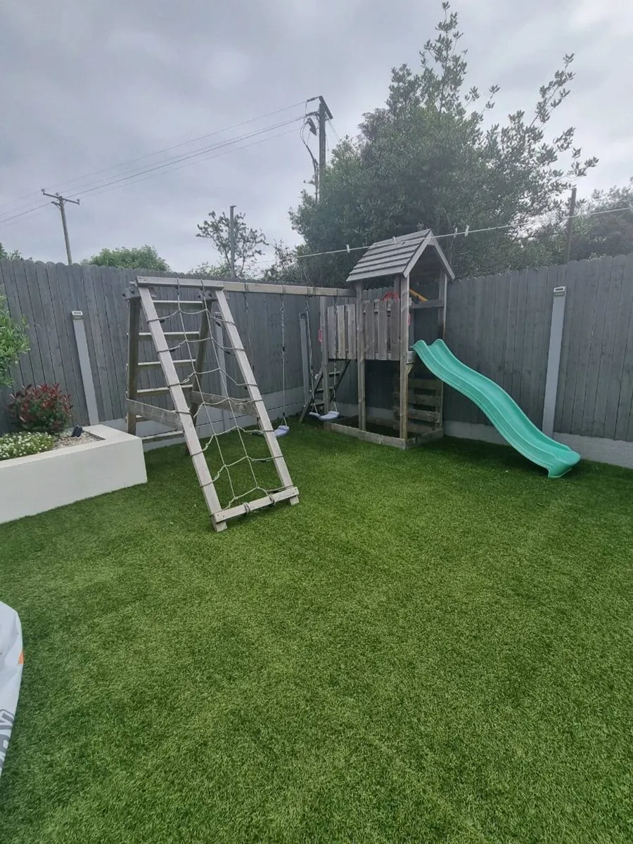 Swing set - Image 3