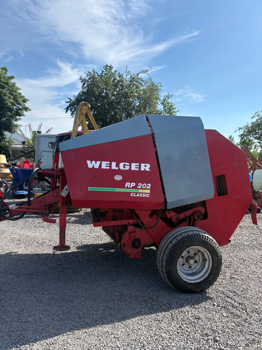 Welger Round Bailer - Image 4