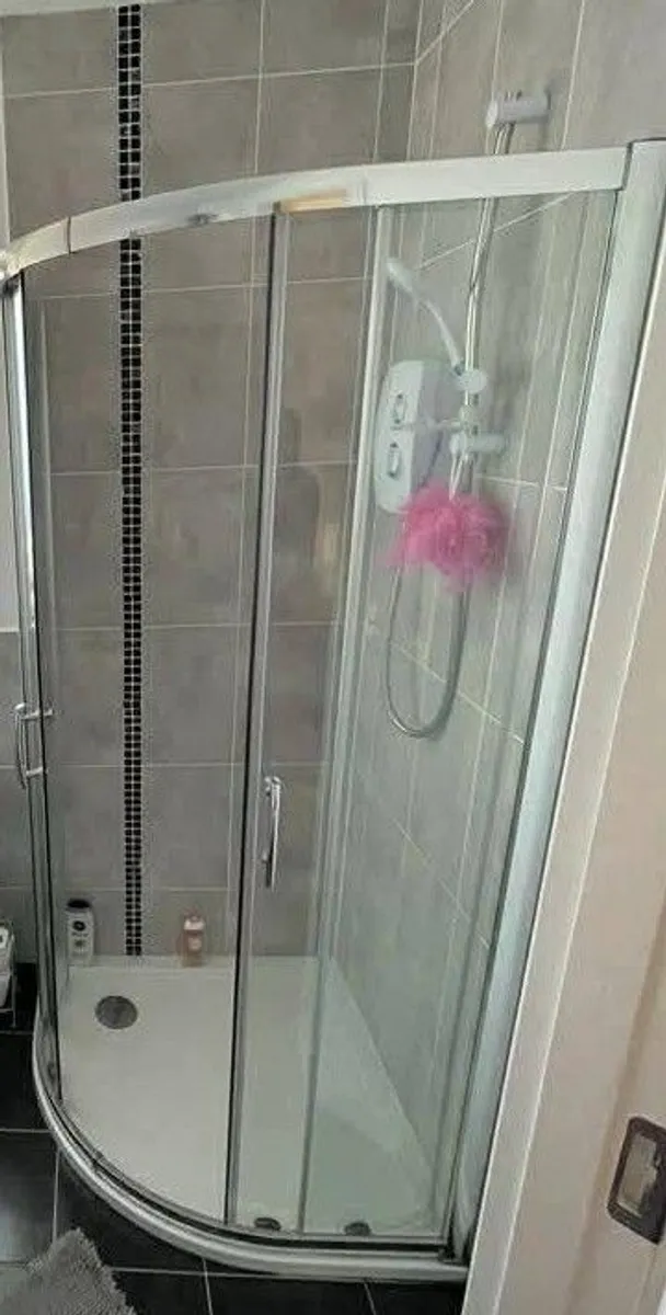 Used shower - Image 2