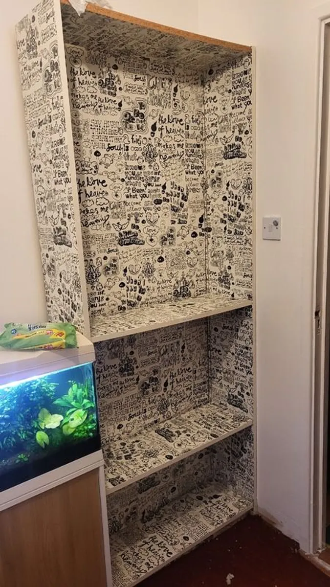 Ikea Billy bookcases + extra shelf between - Image 2