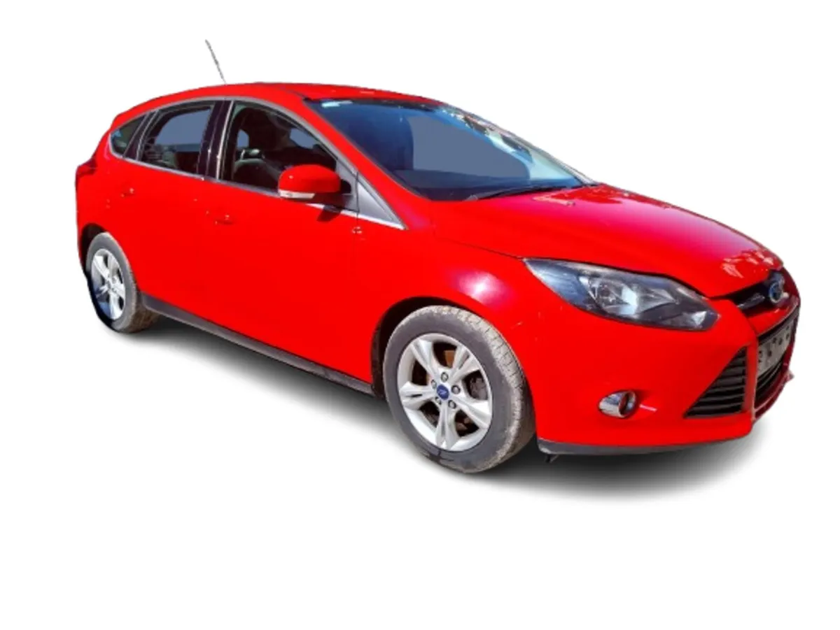 2014 FORD FOCUS For Breaking/Dismantling - Image 1