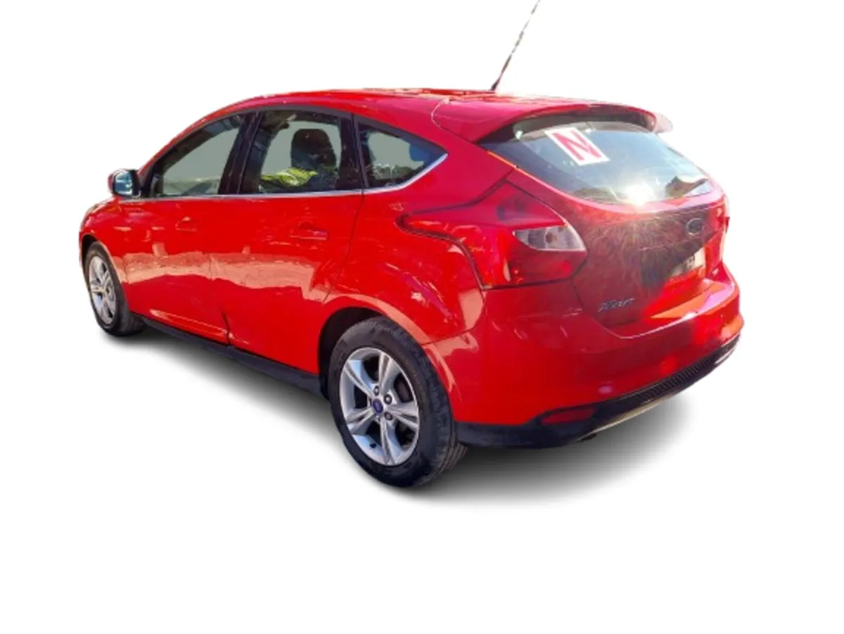 2014 FORD FOCUS For Breaking/Dismantling - Image 4