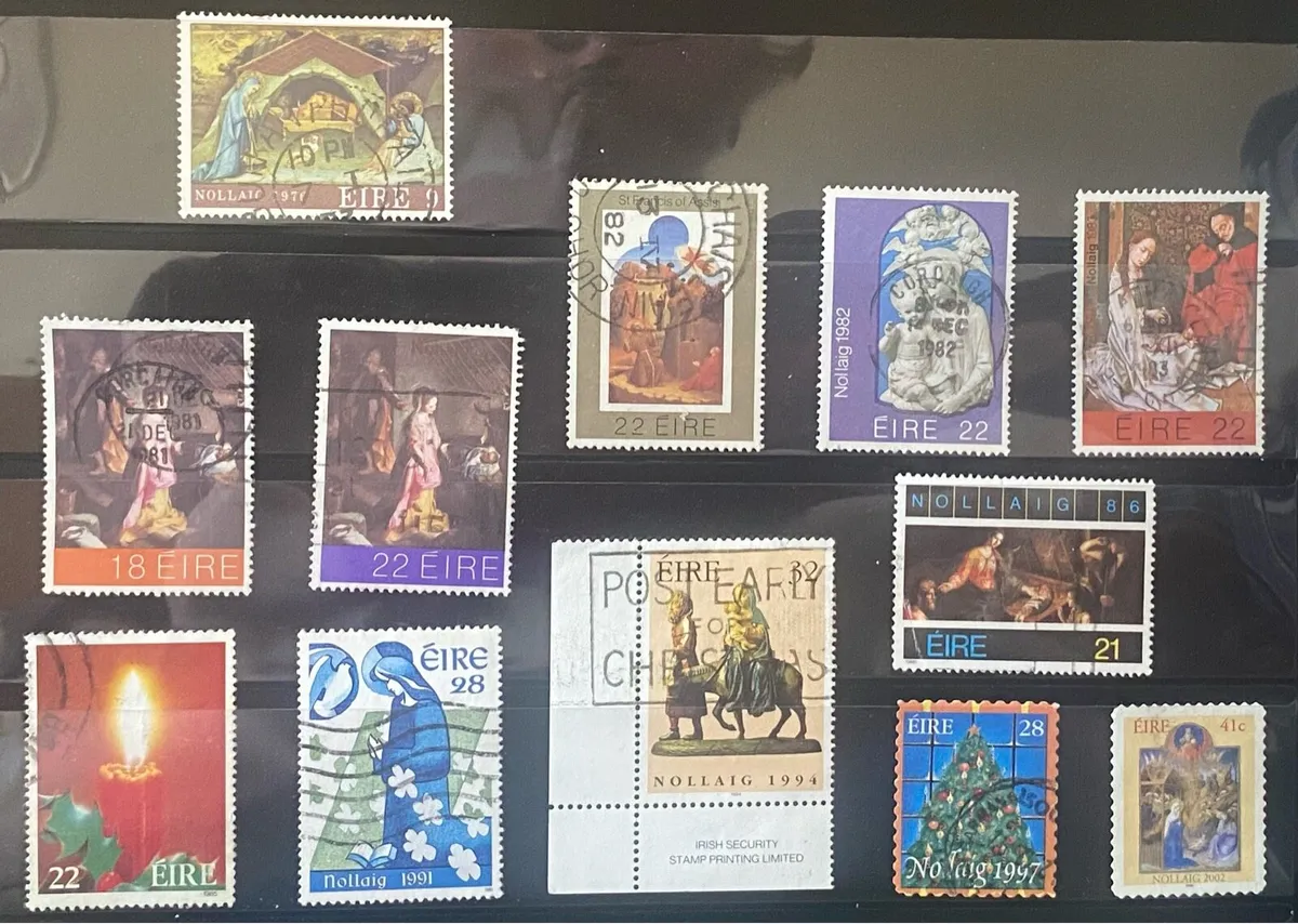 Ireland Xmas stamp lot - Image 2