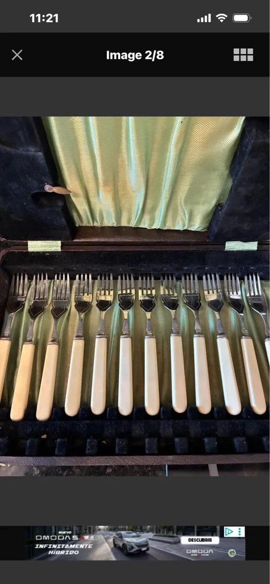 Antique 26 Piece Bone Handle Fish Set - Image 2