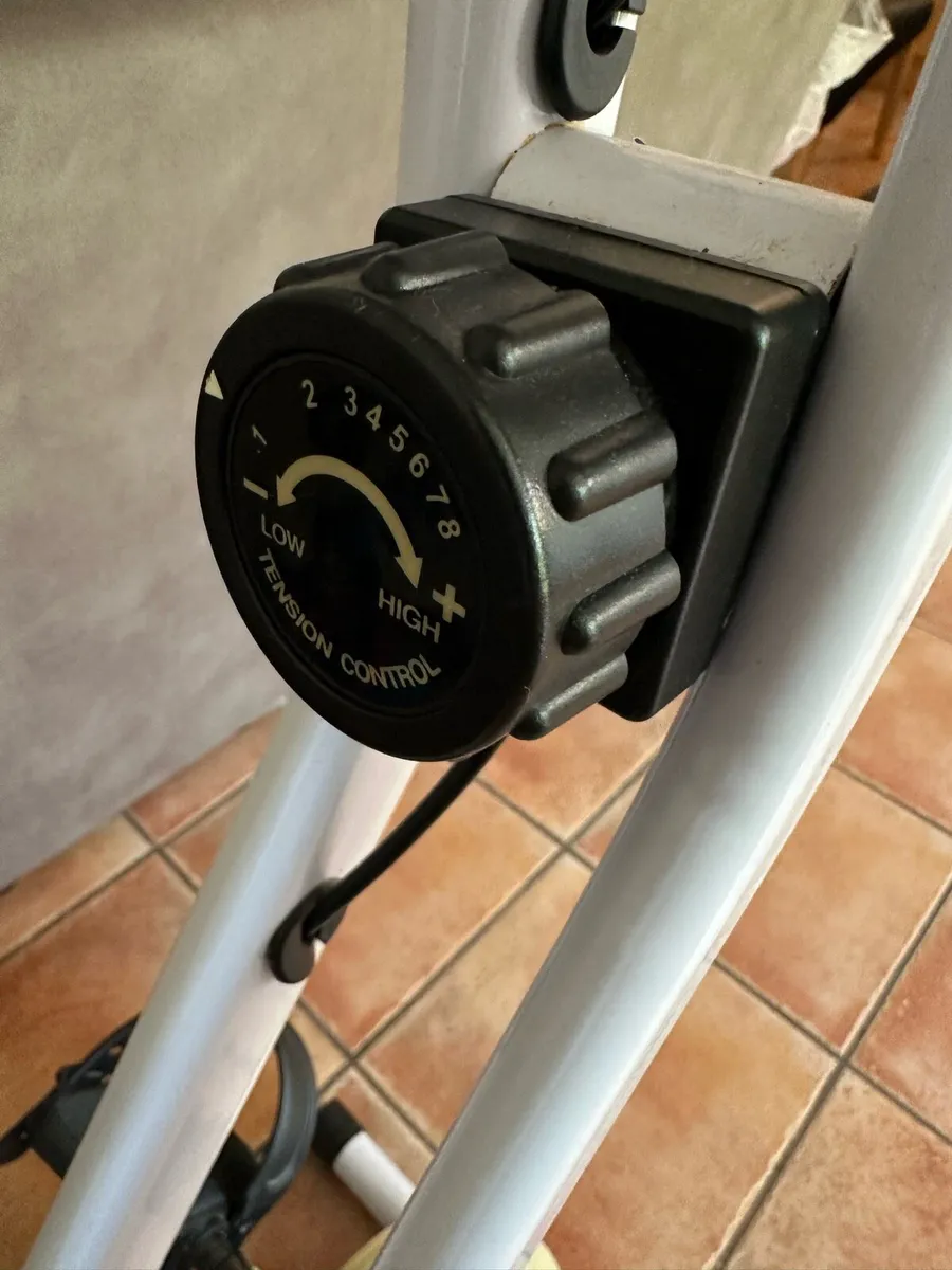 Folding exercise bike - Image 4