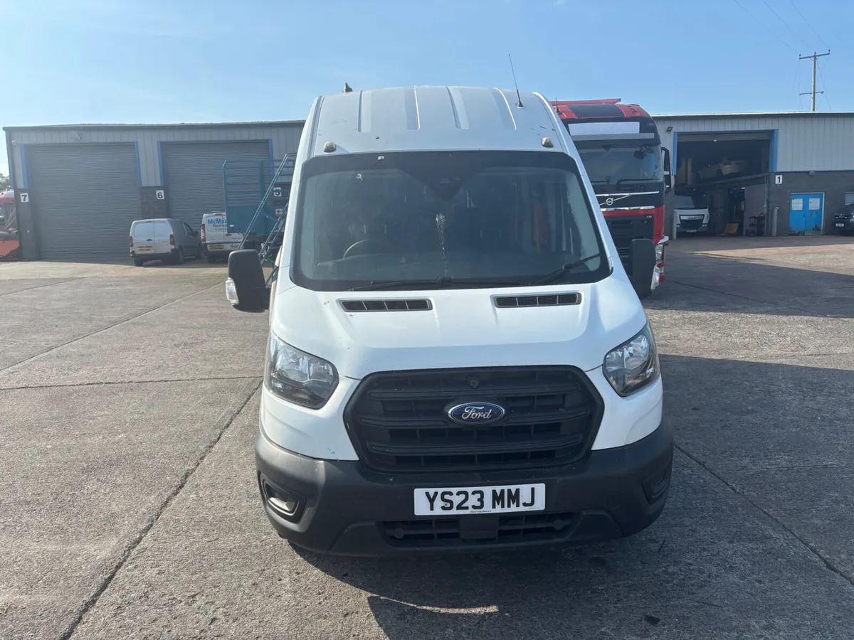 2023 transit 17 seat bus Low miles No VAT - Image 3