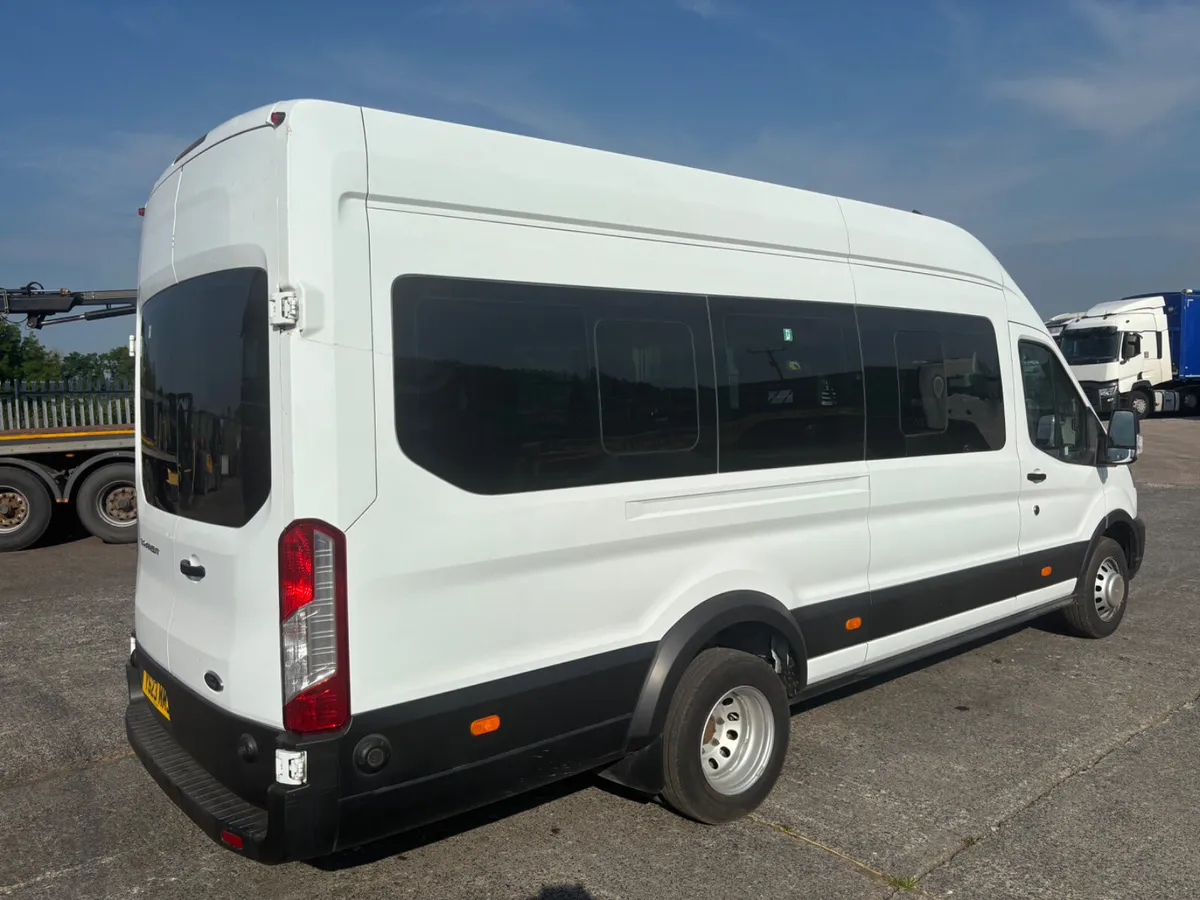 2023 transit 17 seat bus Low miles No VAT - Image 1